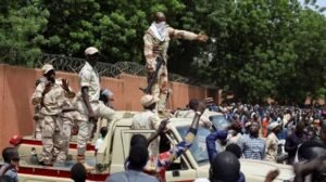 France,  Italy to begin evacuating their citizens from Niger