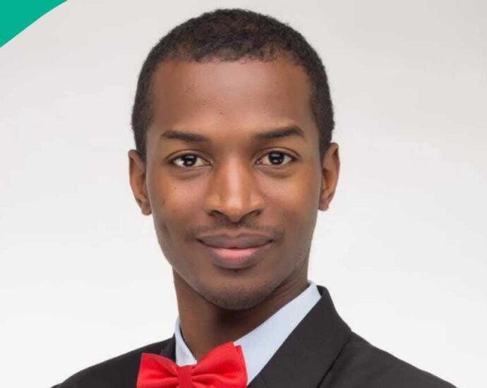 Jami’an Tsaro Sun Kama Ɗan Bello a Filin Jirgin Sama Kano, An Sake Shi Nan Take Jami’an Tsaro Sun Kama Ɗan Bello a Filin Jirgin Sama Kano, An Sake Shi Nan Take