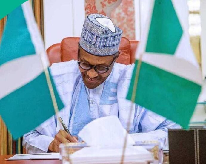 Dangin Buhari Sun Nuna Godiya Ga Mutane 34 Bayan Rasuwar Tsohon Shugaban Kasa Muhammadu Buhari