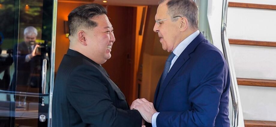 Kim Jong Un Ya Ci Gaba Da Taimakon Rasha A Yakin Ukraine – Lavrov Ya Ziyarci Pyongyang