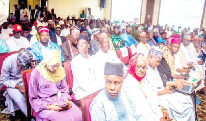 Arewa Maso Yamma Ta Yi Kira Don Ƙirƙirar Sabbin Jihohi Takwas A Cikin Gyaran Kundin Tsarin Mulki