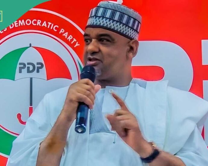 Shugaban PDP Ya Tsananta Wa Mambobin Jam’iyyar: “Ba Za Mu Karbi Cin Amanar Ba” Shugaban PDP Ya Tsananta Wa Mambobin Jam’iyyar: “Ba Za Mu Karbi Cin Amanar Ba”