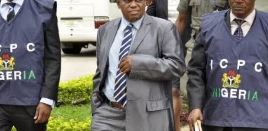 Tsohon Shugaban JAMB Dibu Ojerinde Da ICPC Suna Neman Warware Shari’ar Cin Hanci Ta Naira Biliyan 5.2 Ta Hanyar Sulhu