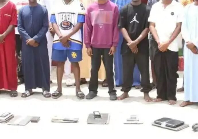 EFCC Ta Kama Dalibai 25 Na Jami’ar Bayero Da Ake Zargin Da Zamba Ta Yanar Gizo