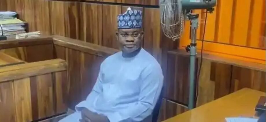 Kotu Ta ƙi Ba da Izinin Yahaya Bello Don Tafiya Kasar Waje Domin Duba Lafiya Kotu Ta ƙi Ba da Izinin Yahaya Bello Don Tafiya Kasar Waje Domin Duba Lafiya