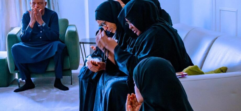 Mataimakin Shugaban Kasa Shettima Ya Tafi London Don Ta’aziyar Iyalan Marigayi Shugaba Buhari Mataimakin Shugaban Kasa Shettima Ya Tafi London Don Ta’aziyar Iyalan Marigayi Shugaba Buhari