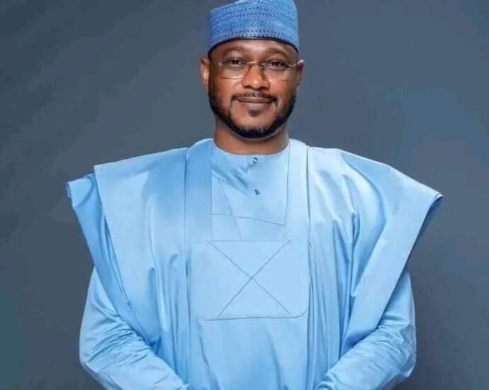 Gwamna Dauda Lawal Ya Ziyarci Al’ummomin da Harin ‘Yan Fashi Ya Shafa a Zamfara Don Tantance Halin Tsaro