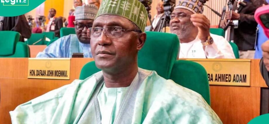 Sanata Abdulaziz Yar’adua Ya Musanta Jita-Jitar Ficewa Daga Jam’iyyar APC Sanata Abdulaziz Yar’adua Ya Musanta Jita-Jitar Ficewa Daga Jam’iyyar APC