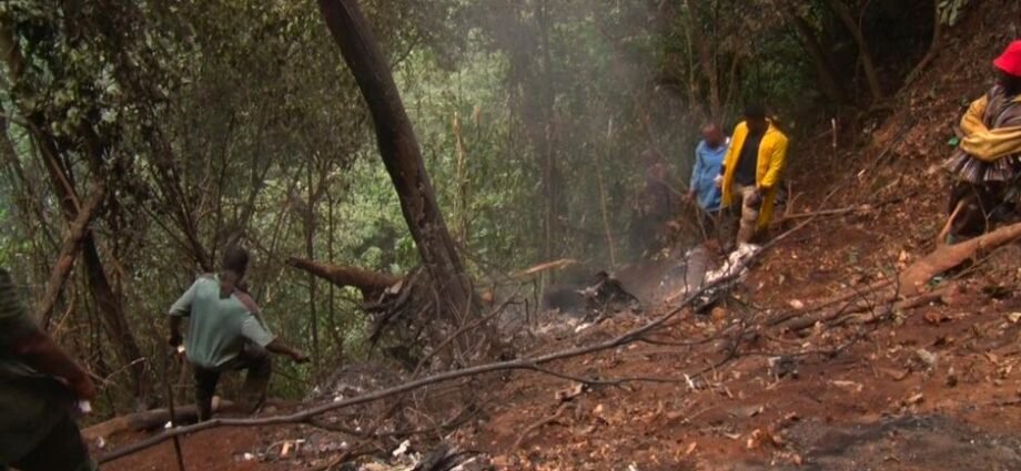 Shugaban Ghana ya ayyana zaman makoki bayan hadarin jirgi da ya haddasa mutuwar ministoci biyu da wasu manya Shugaban Ghana ya ayyana zaman makoki bayan hadarin jirgi da ya haddasa mutuwar ministoci biyu da wasu manya