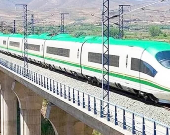 Gwamnatin Tarayya Ta Shirya Gina Layin Jirgin Kasa Mai Sauki a Kano Da Kudin Tiriliyan 1.5