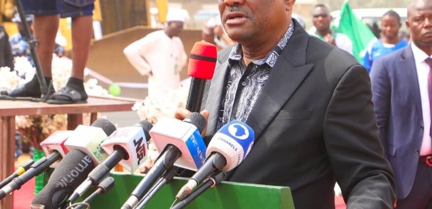 Ministan FCT Wike Ya Yi Barazanar Soke Takardun Izinin Gine-gine (C of O) Ga Wadanda Suka Keta Ka’idojin Amfani da Filaye Ministan FCT Wike Ya Yi Barazanar Soke Takardun Izinin Gine-gine (C of O) Ga Wadanda Suka Keta Ka’idojin Amfani da Filaye