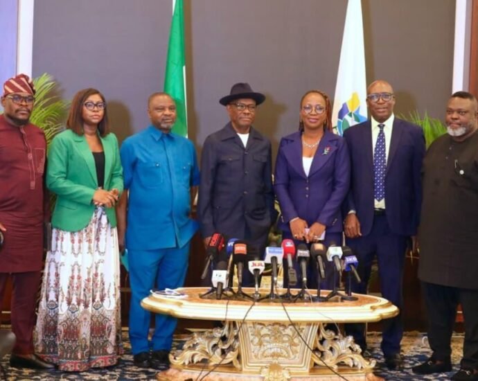Wike Ya Kaddamar Da Gina Babban Cibiyar Wasanni a Abuja, Ya Yi Wa ‘Yan Kwangila Kashedi