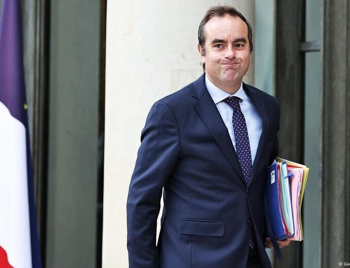 Sabon Firaministan Faransa Gabriel Attal Ya Rantsar Da Sabuwar Ma’aikatarsa, Yana Kokarin Kawo Karshen Rikicin Siyasa