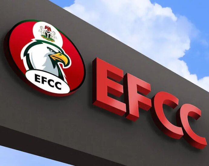 EFCC Ta Yi Kira Da A Ƙara Tsaro A Sashen Jama’a Na Filayen Jiragen Sama Domin Yaƙi Da Sata Da Satar Kuɗi