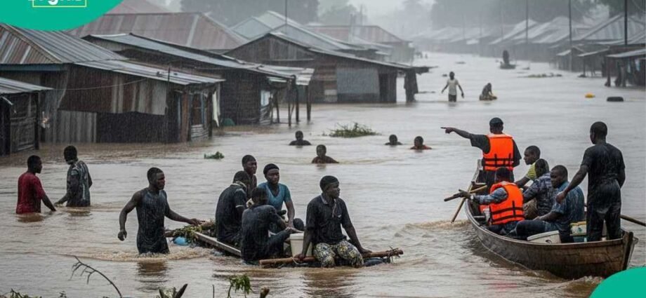 Ambaliyar Ruwa Ta Rikita Rayuwar Jama’a a Kaduna, Sama Da Iyalai 500 Sun Rasa Matsuguni Ambaliyar Ruwa Ta Rikita Rayuwar Jama’a a Kaduna, Sama Da Iyalai 500 Sun Rasa Matsuguni