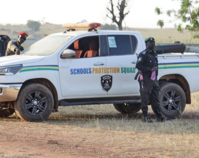 Sojoji Na Neman Daliban Makarantar Katolika Da Aka Sace A Jihar Niger: Bincike Kan Tasirin Rikicin
