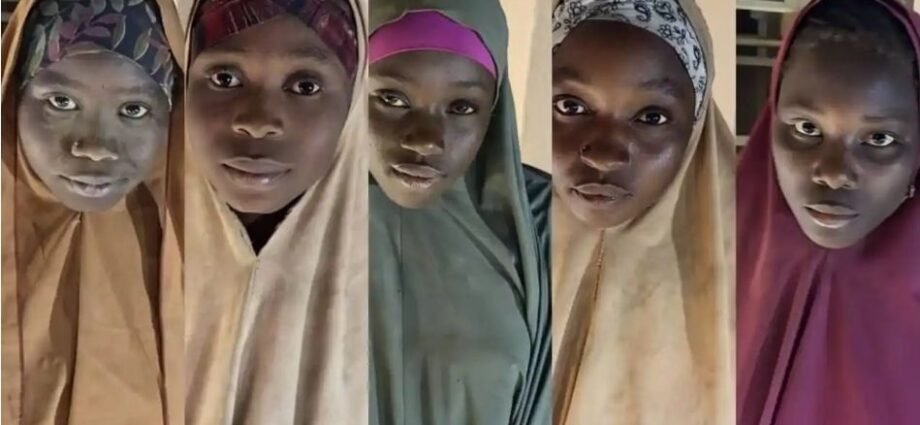 Sojoji Na Operation Hadin Kai Sun Ceto ‘Yan Mata Goma Sha Biyu Daga Hannun ‘Yan Ta’addan ISWAP A Jihar Borno