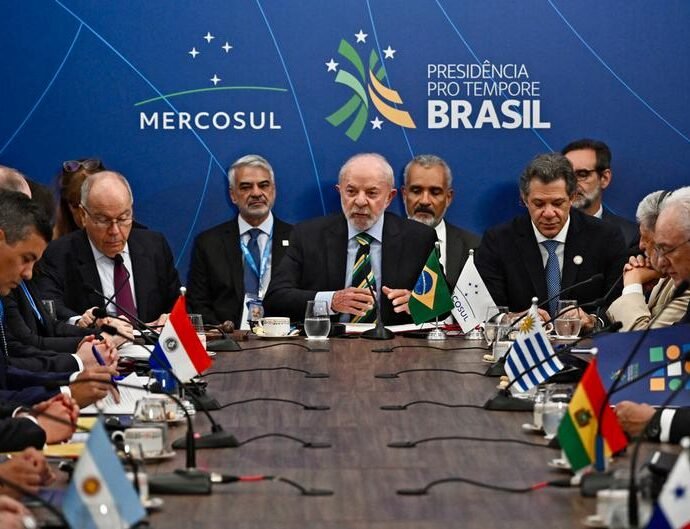Brazil Ta Tsawaita Hannu Ga Venezuela: Fahimtar Matsalar Kudancin Amurka da Barazanar Soji
