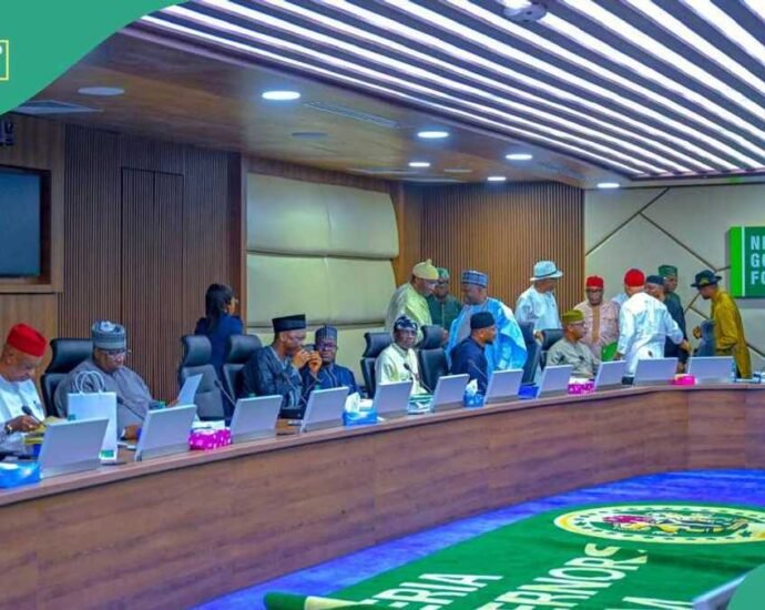 Rikicin Kudin Mai: Gwamnoni da NNPCL Suna Takaddama Kan Dala Biliyan 42.37 Rikicin Kudin Mai: Gwamnoni da NNPCL Suna Takaddama Kan Dala Biliyan 42.37