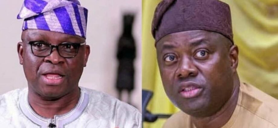 Kawo Shaida: Gwamna Makinde Ya Fadi Gaskiya Kan Kudin Naira Biliyan 50 Da Fayose Ya Zarge Shi, Ya Bayyana Yadda Ya Biya Wa Wadanda Fashewar Ibadan Ta Shafa