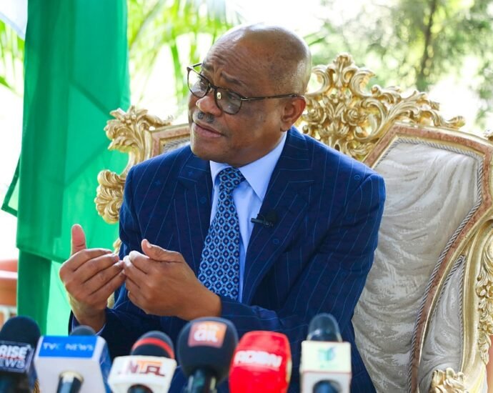 Wike Ya Fad’a: ‘Tsarin Siyasa’ Shi Ne Maɓalli – Yadda Muka Ba Seyi Makinde Tsarin PDP Na Oyo Kuma Ya Zama Gwamna Wike Ya Fad’a: ‘Tsarin Siyasa’ Shi Ne Maɓalli – Yadda Muka Ba Seyi Makinde Tsarin PDP Na Oyo Kuma Ya Zama Gwamna