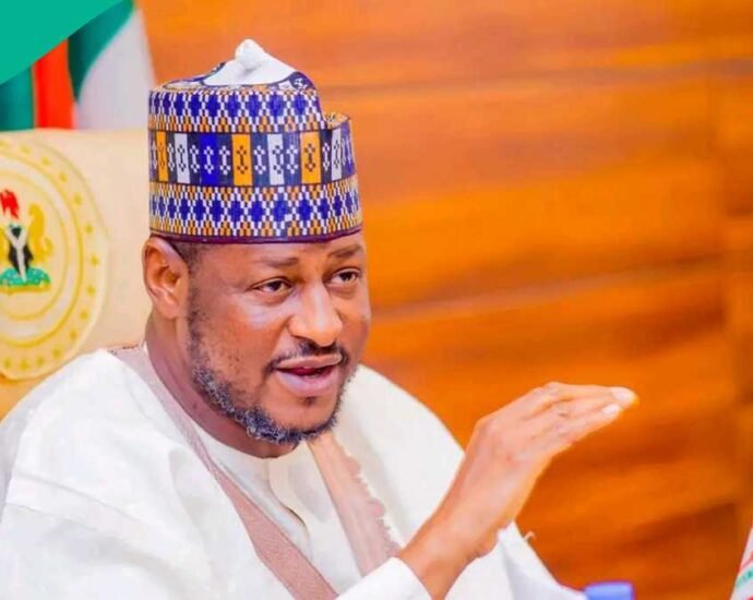 Gwamnoni ne Kadai Barayi a Najeriya?: Fadada Baki da Cikakken Bayani Kan Zargin Dikko Radda Gwamnoni ne Kadai Barayi a Najeriya?: Fadada Baki da Cikakken Bayani Kan Zargin Dikko Radda