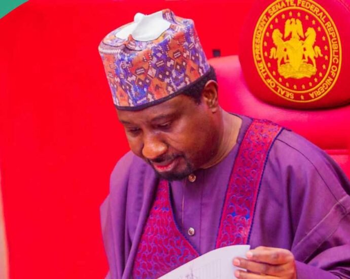 Mutuwar ‘Yan Majalisa Biyu a Kano: Sanata Barau Ya Nuna Bakin Ciki, Yayin Da Al’umma Suke Neman Dalili Mutuwar ‘Yan Majalisa Biyu a Kano: Sanata Barau Ya Nuna Bakin Ciki, Yayin Da Al’umma Suke Neman Dalili